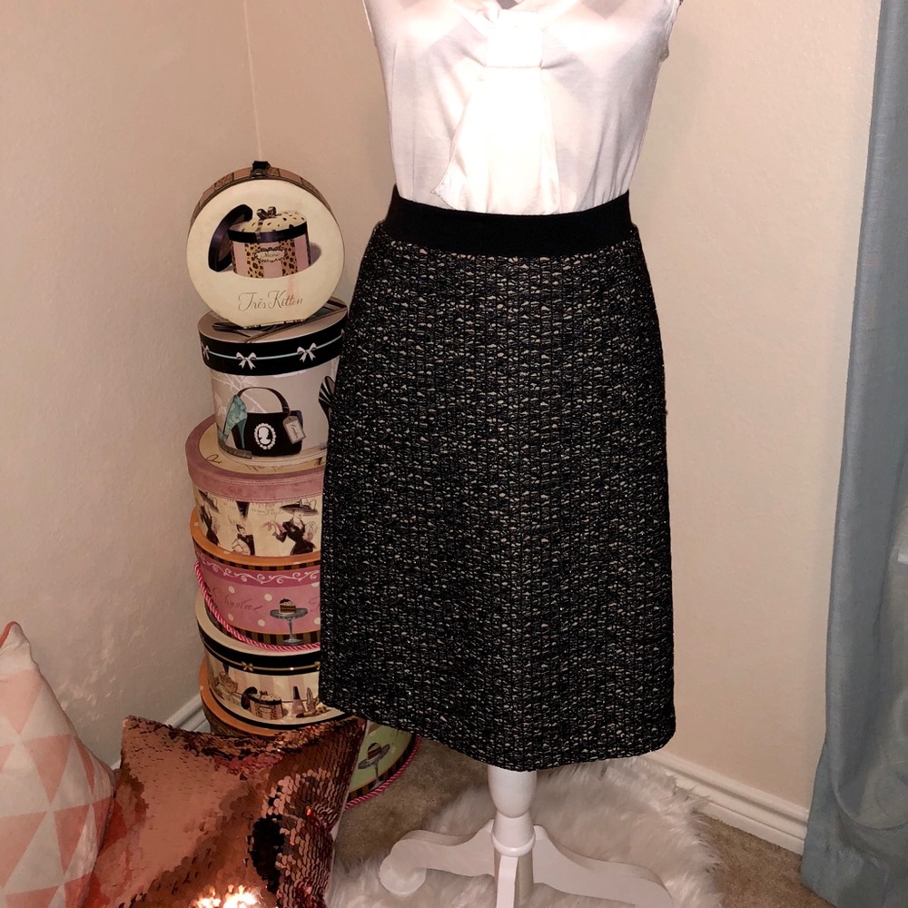 Versona Black Tweed Texture Metallic Straight Pencil Skirt Small